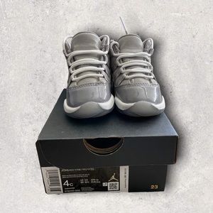 Cool grey 11 sz 4c